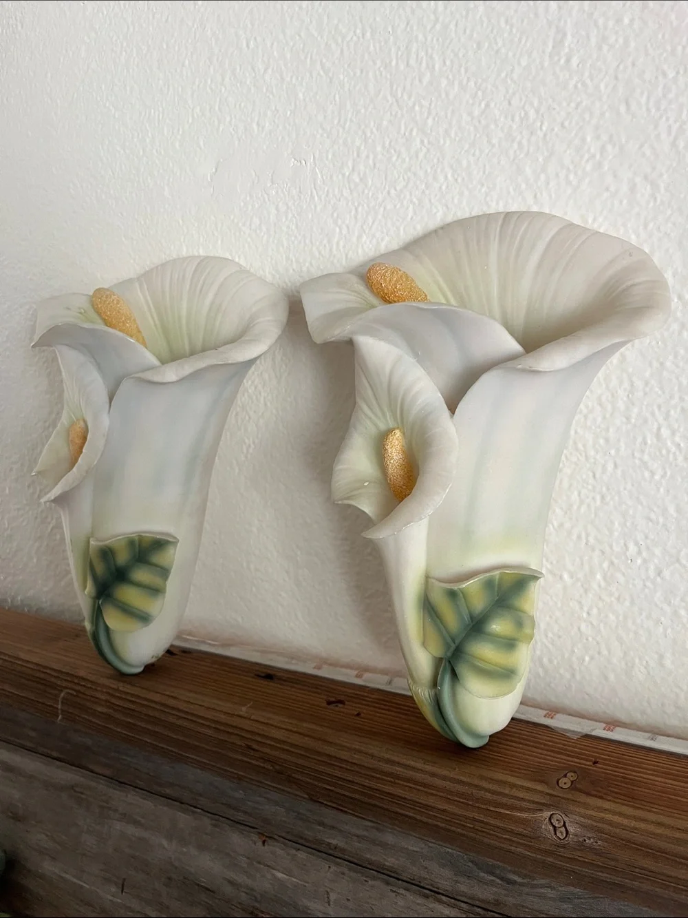 VINTAGE Ibis & Orchid: Calla Lily Wall Pocket Vase / Planters